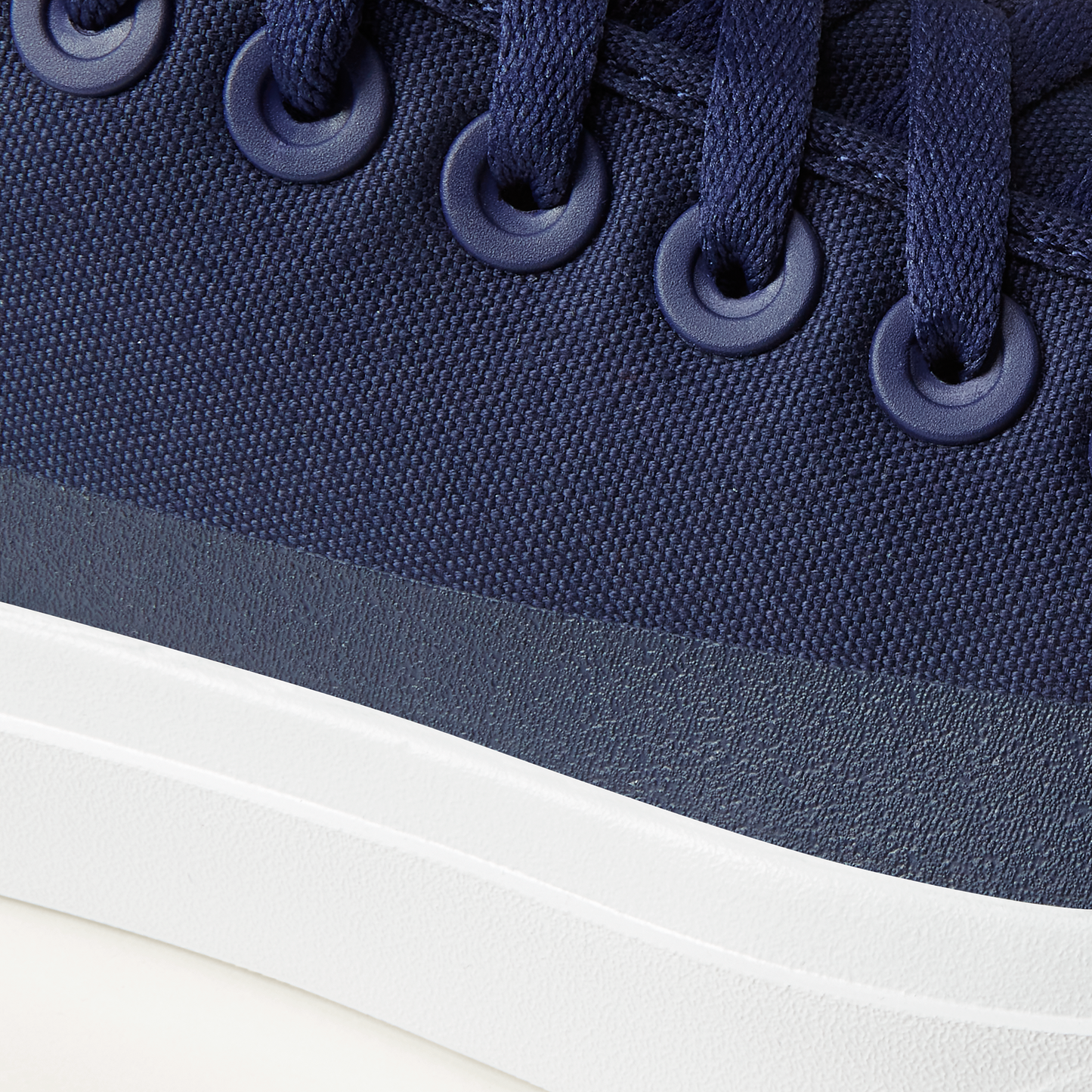 Men's Canvas Pipers